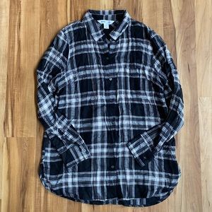Old Navy Black and Gray Plaid Classic Shirt